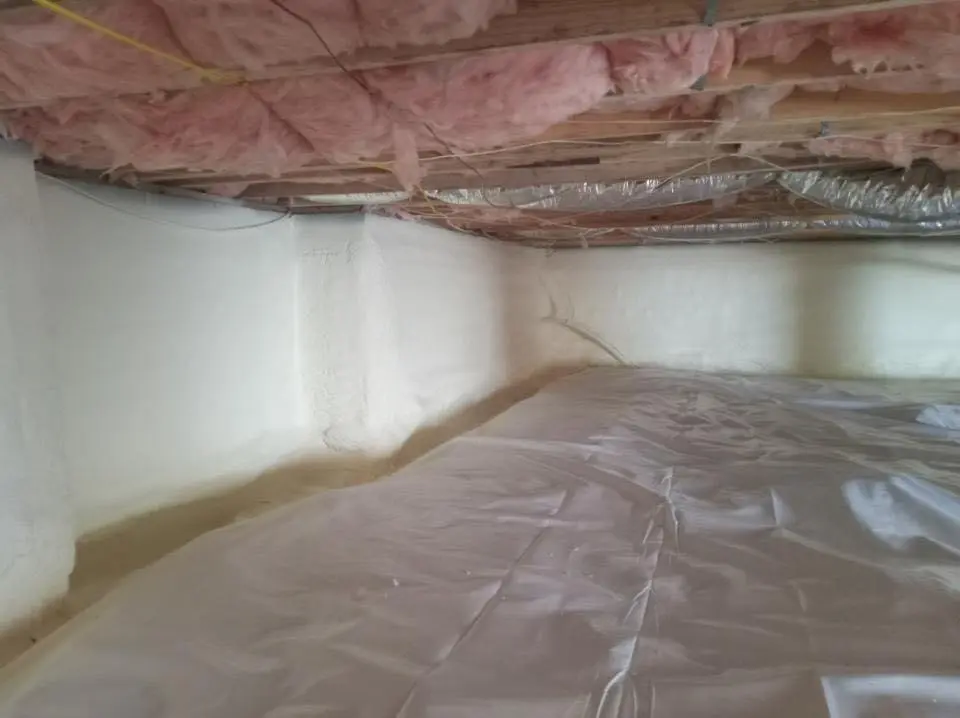 Crawl space encapsulation with closed-cell spray foam for Spray Foam Roofing in Murray